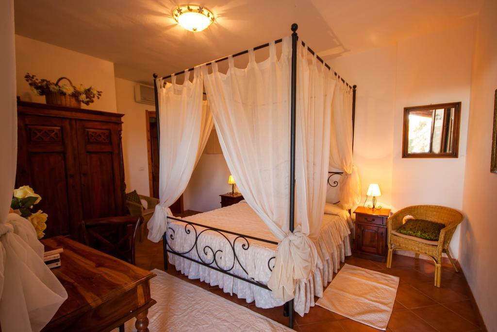 Sa Ruscitta Bed & Breakfast SantʼAntìoco Rom bilde